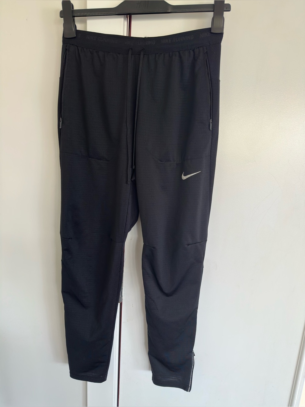 Nike Mens Dri-FIT Phenom Running Pants Black Size S Swoose Athleisure Activeware